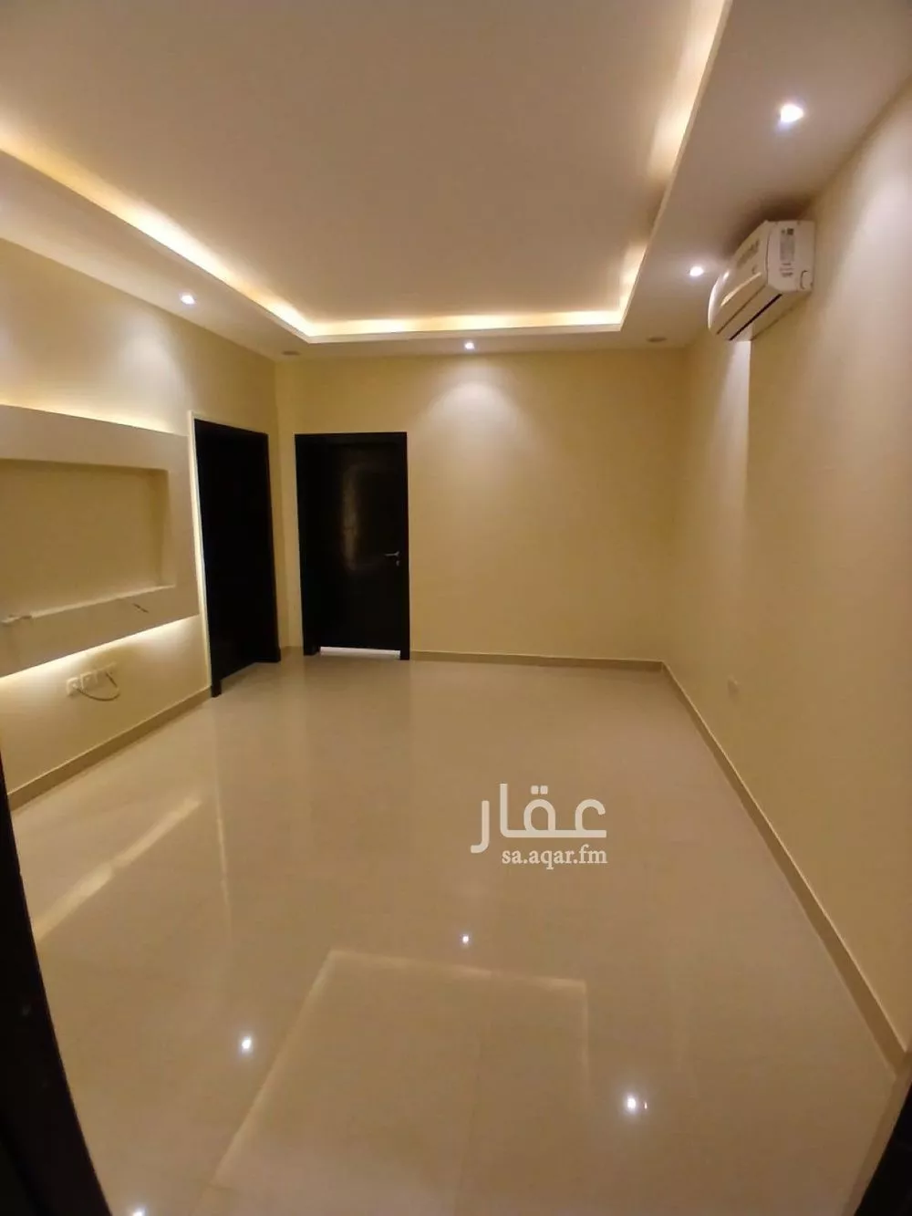 4 bedroom floor in Al Aridh 1