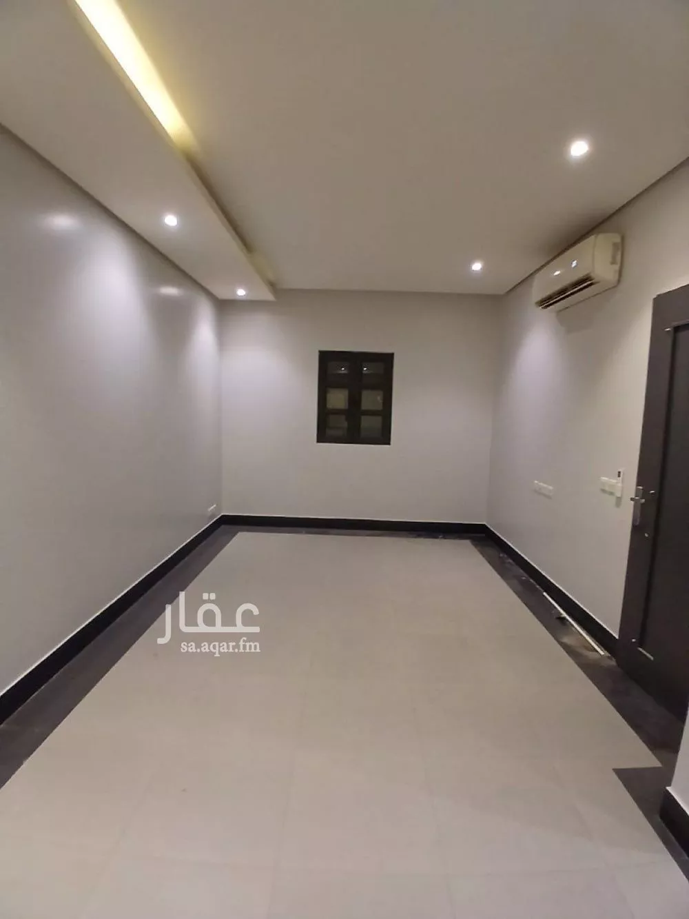 دور 4 غرف في العارض 4