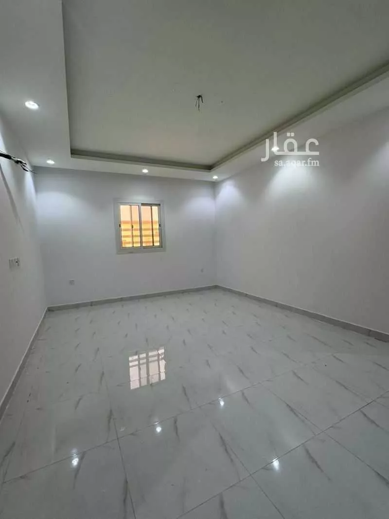 شقة 6 غرف في الواحة 4