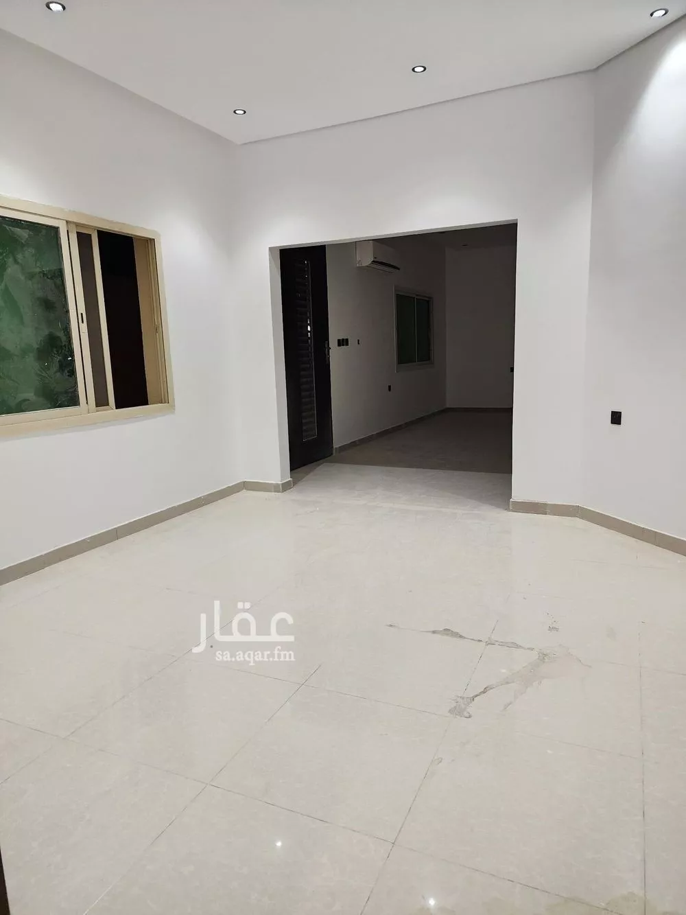 دور 4 غرف في الملقا 5