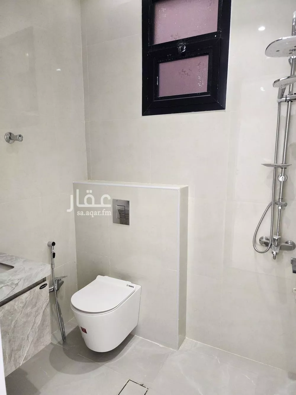 8 bedroom villa in Al Qairawan, Riyadh 13