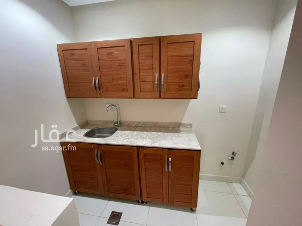 شقة 1 غرف في الغدير 5