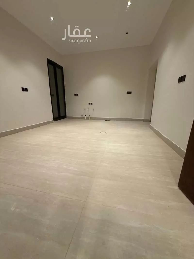 7 bedroom apartment in Al Rimal 4