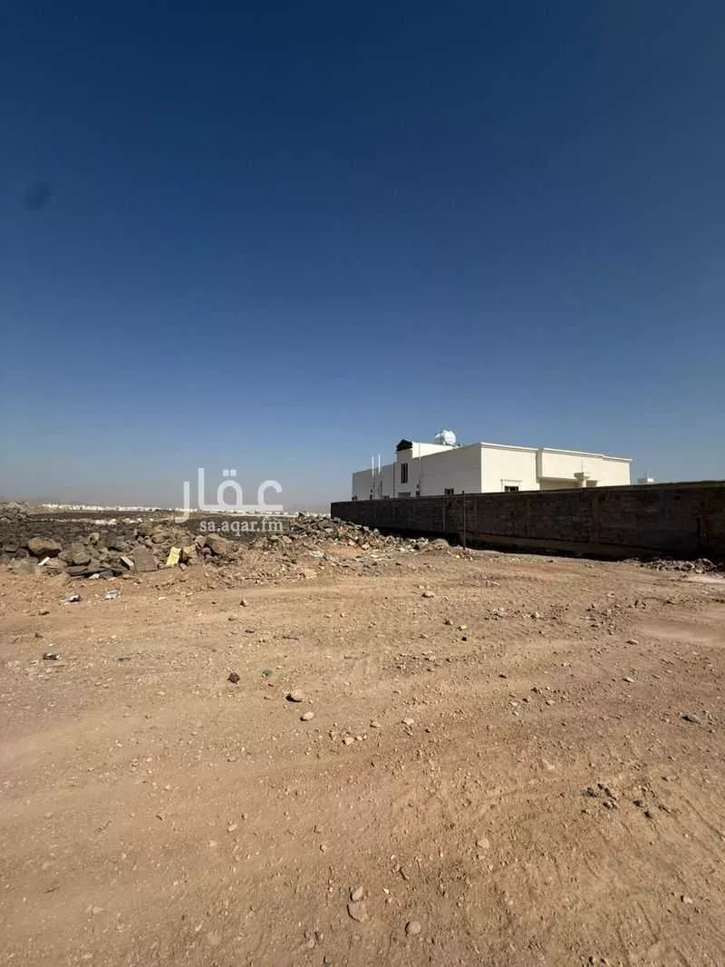 أرض 800 م² في رهط 5