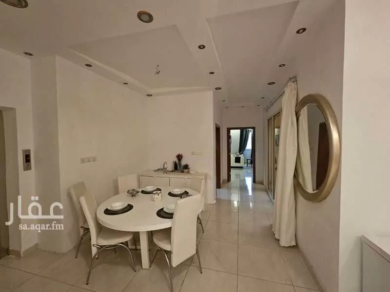 8 bedroom villa in Az Zomorod 5