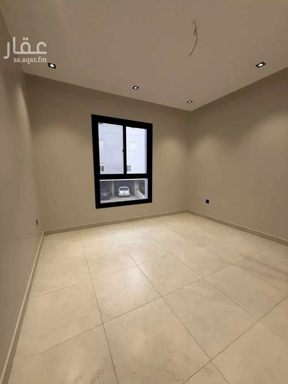 شقة 4 غرف في الريان 1