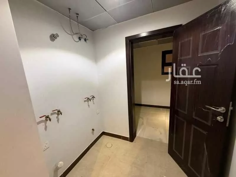 3 bedroom apartment in Hajar, Eastern Province 24