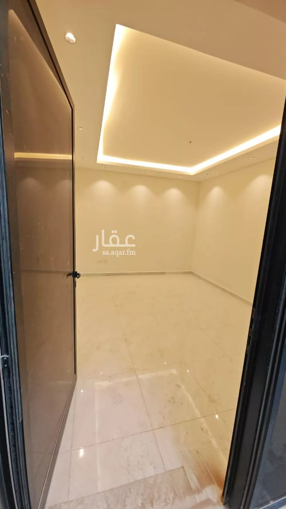 8 bedroom villa in Uraidh, Riyadh 15