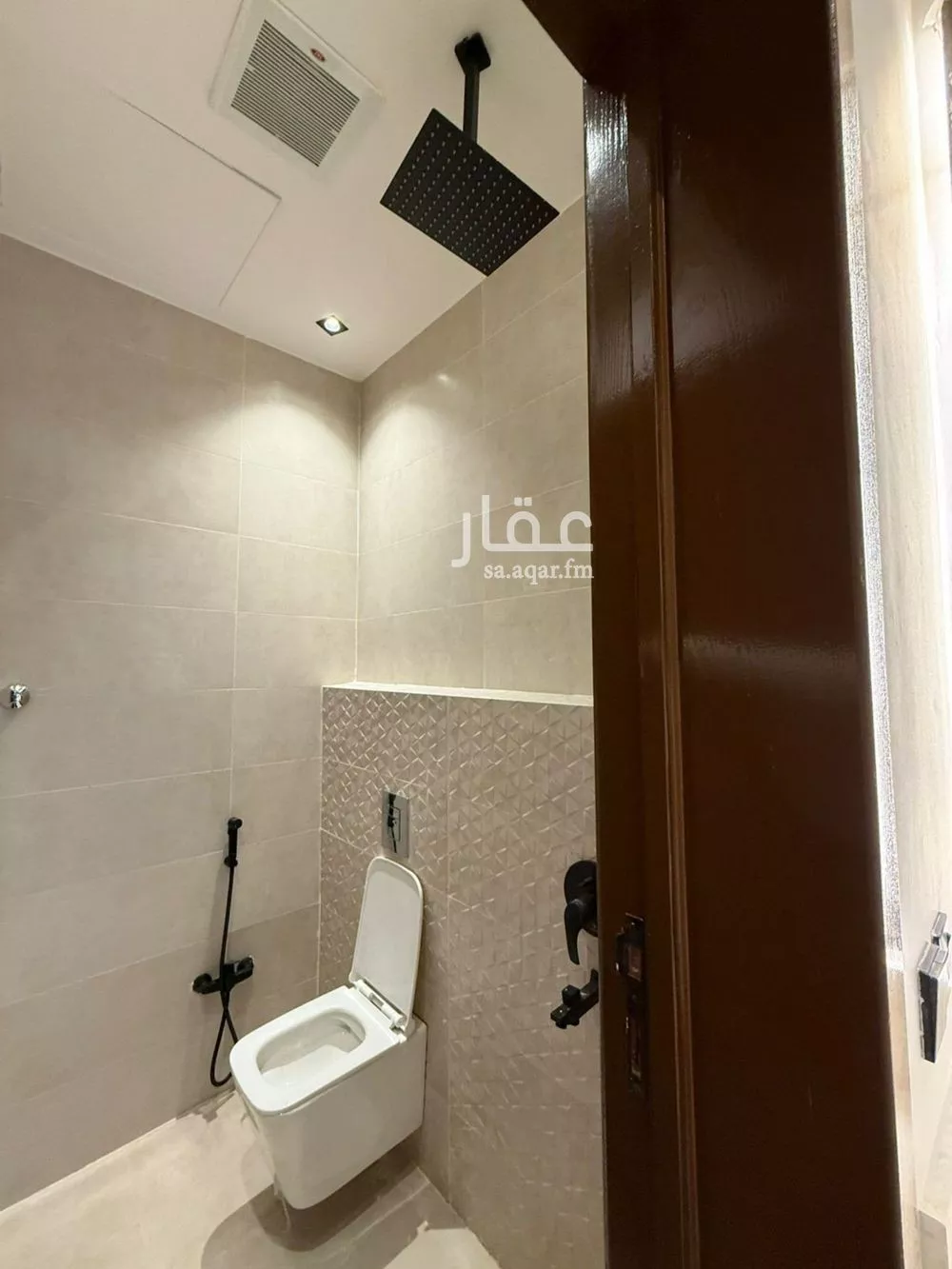 4 bedroom floor in Ash Sharq 2