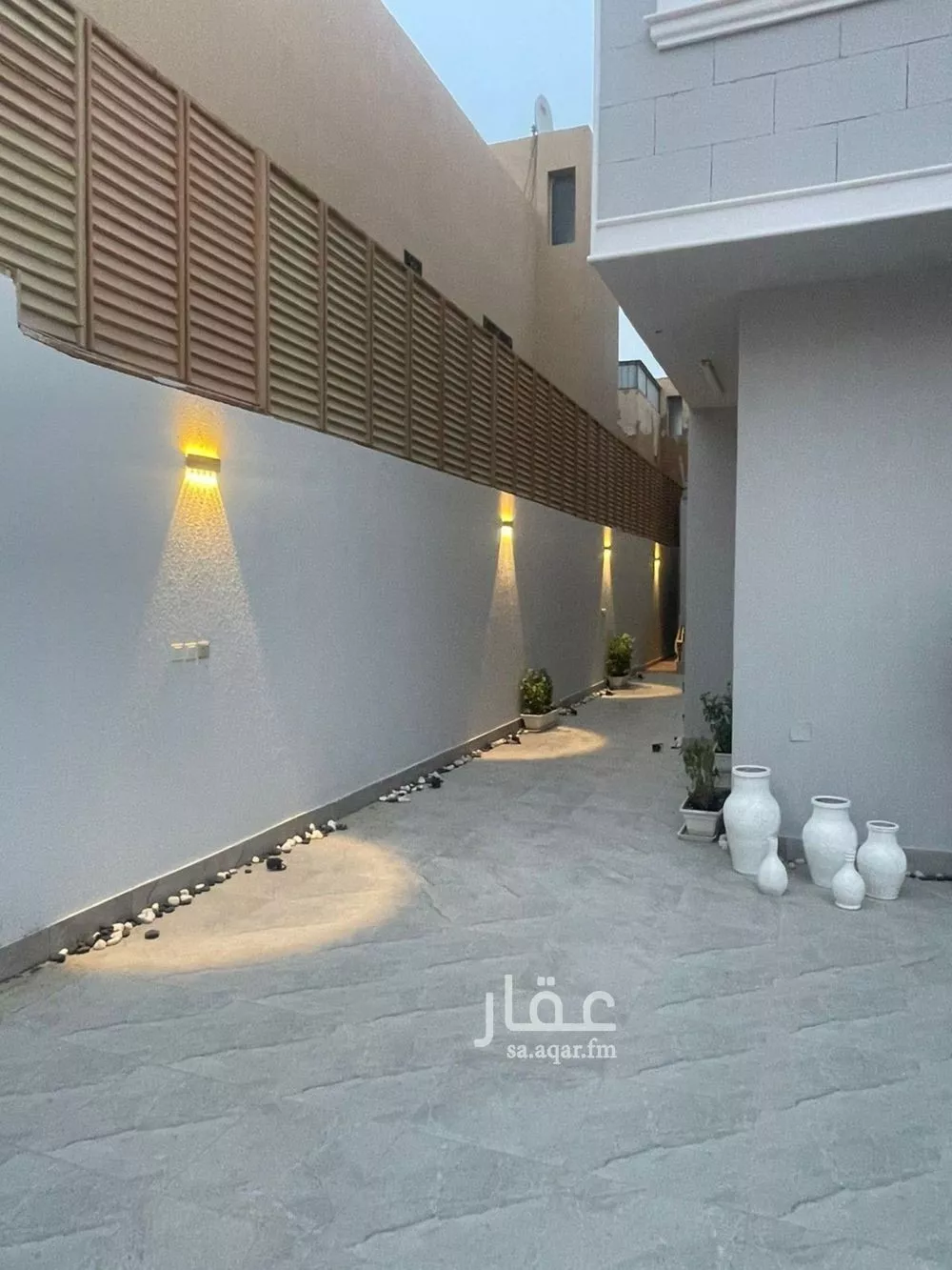 فيلا 5 غرف في الياسمين 1