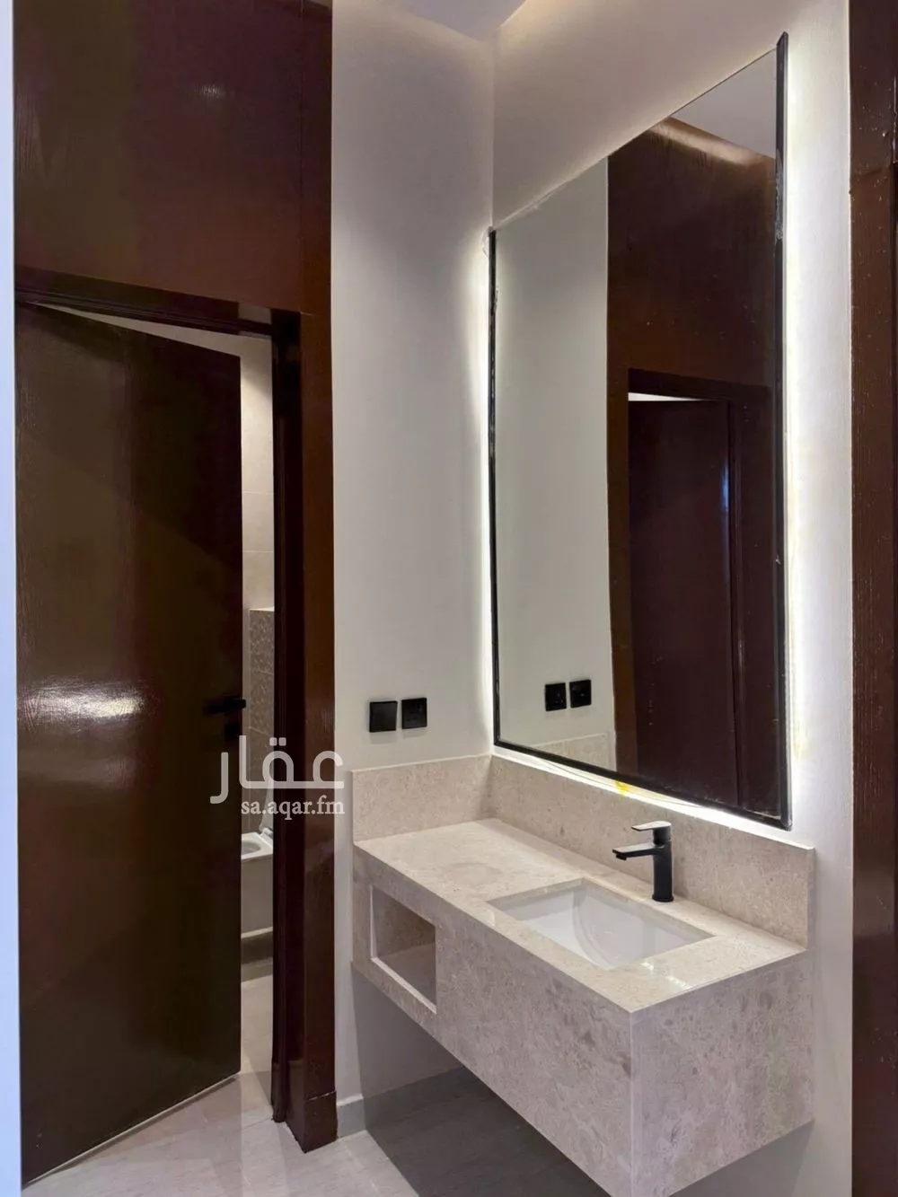 4 bedroom floor in Ash Sharq 5