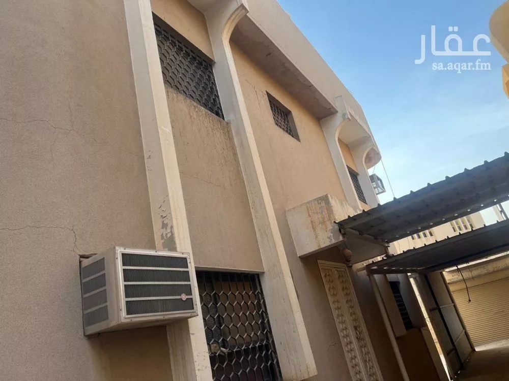 فيلا 5 غرف في الربوة 4