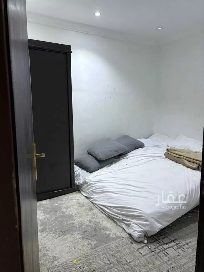 2 bedroom floor in Dhahrat Laban 2