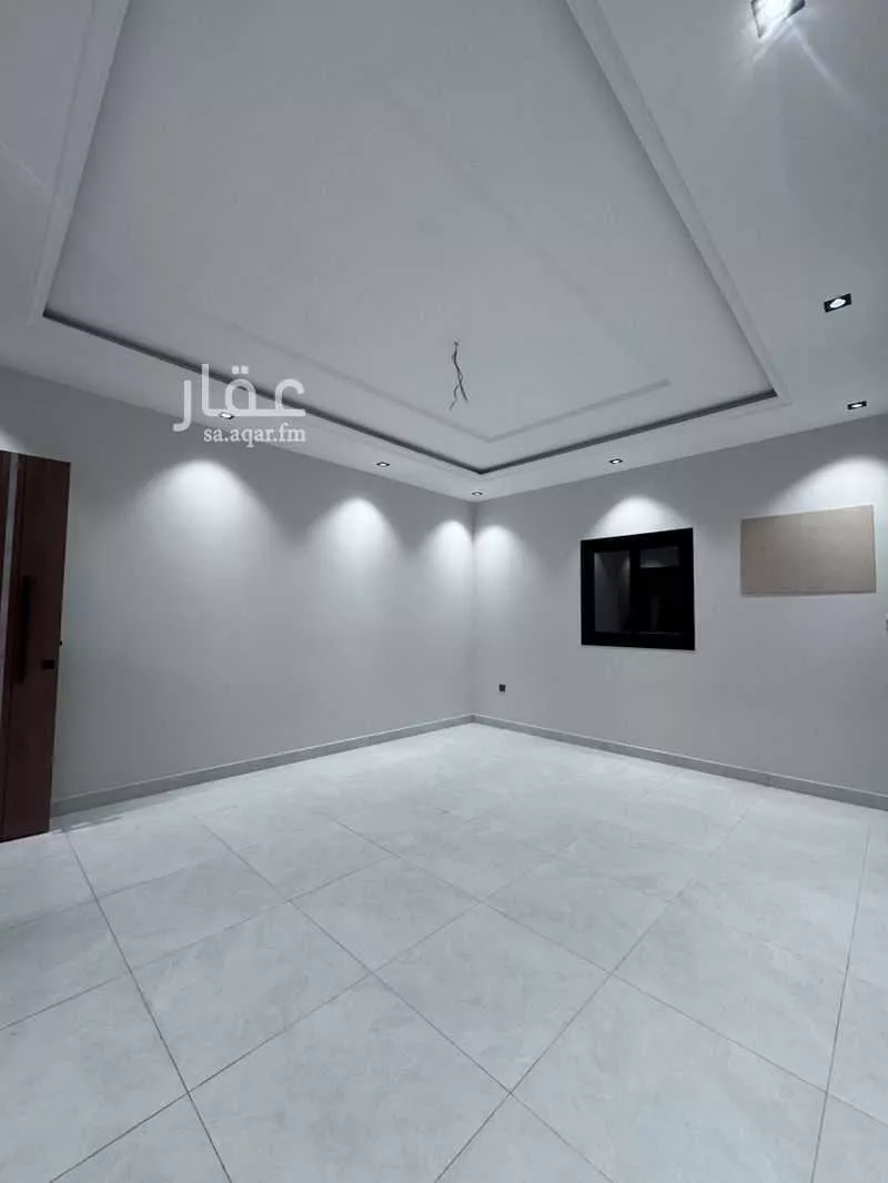 شقة 5 غرف في الريان 4