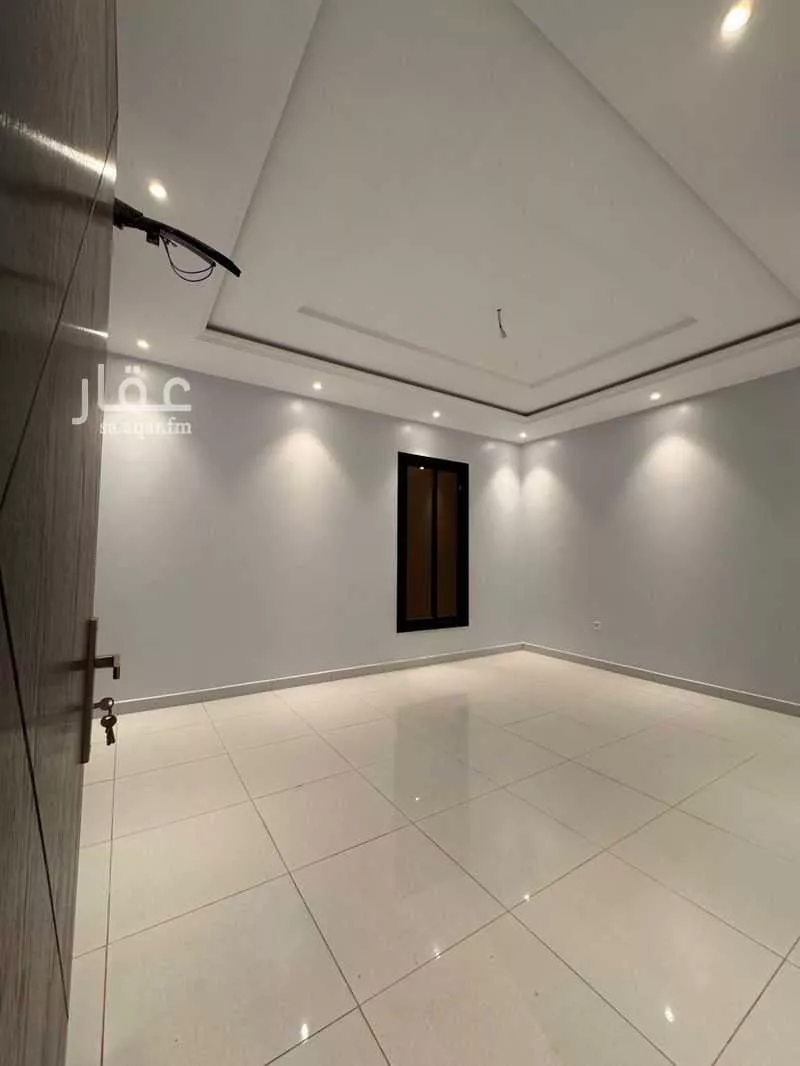 شقة 4 غرف في الريان 3