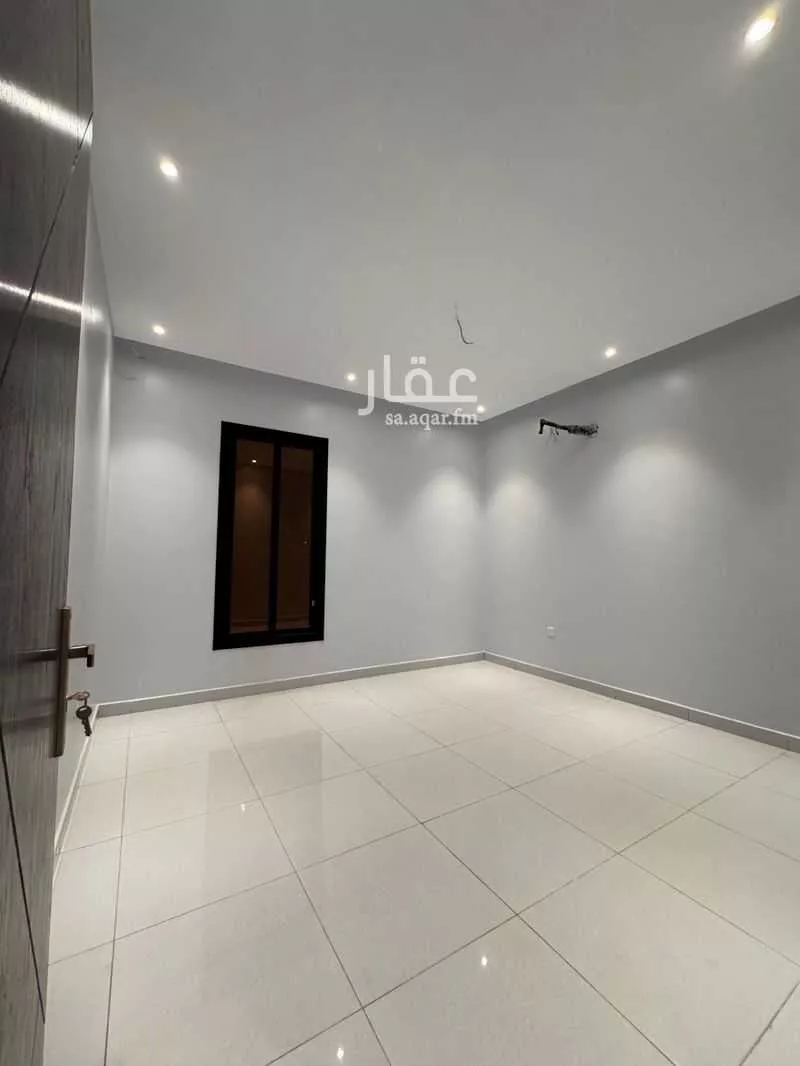 شقة 4 غرف في الريان 4