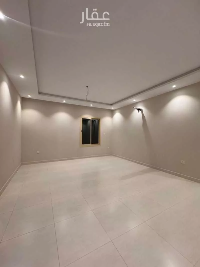 شقة 4 غرف في الريان 4