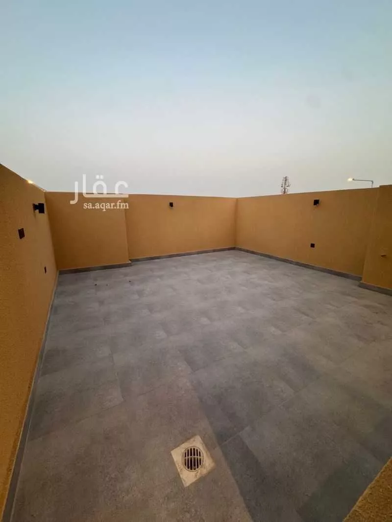 دور 4 غرف في الورود 3