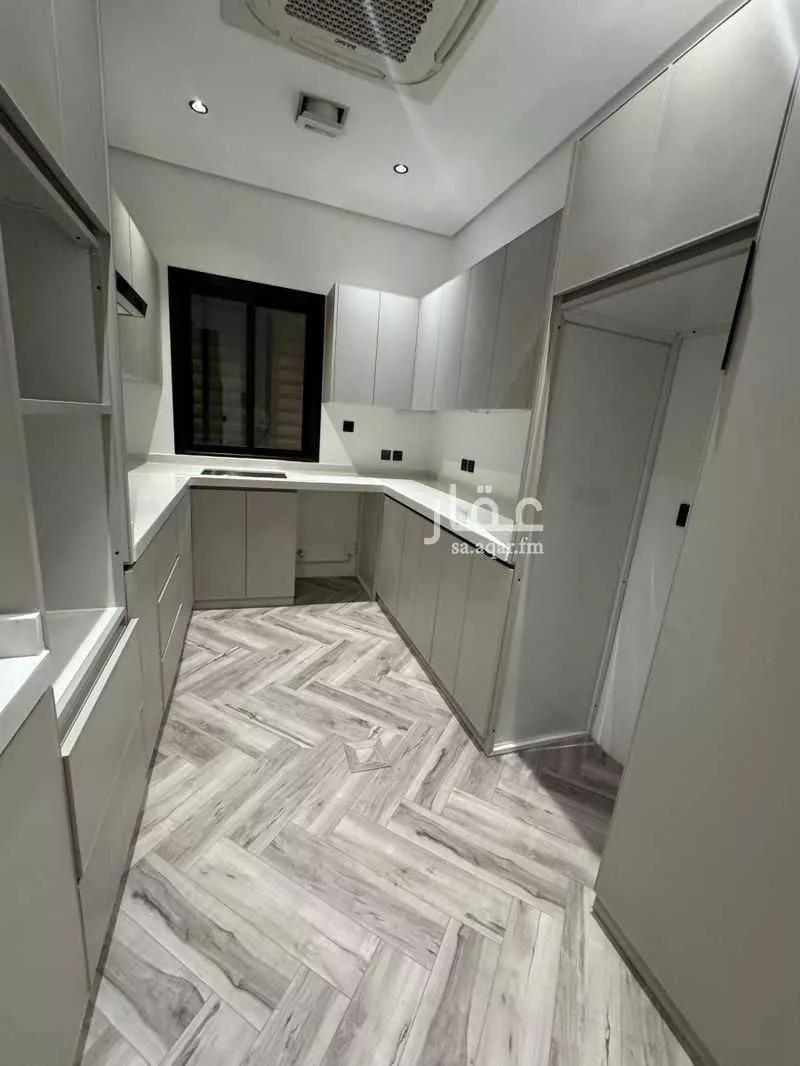 دور 4 غرف في الورود 2