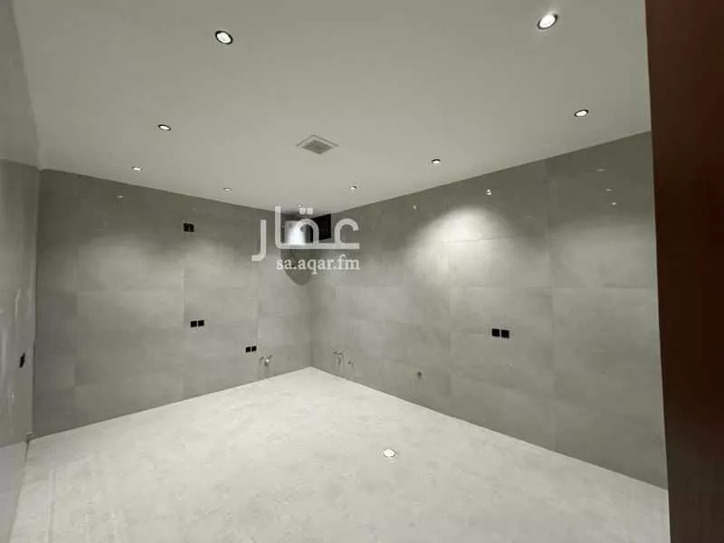 فيلا 5 غرف في النظيم 5