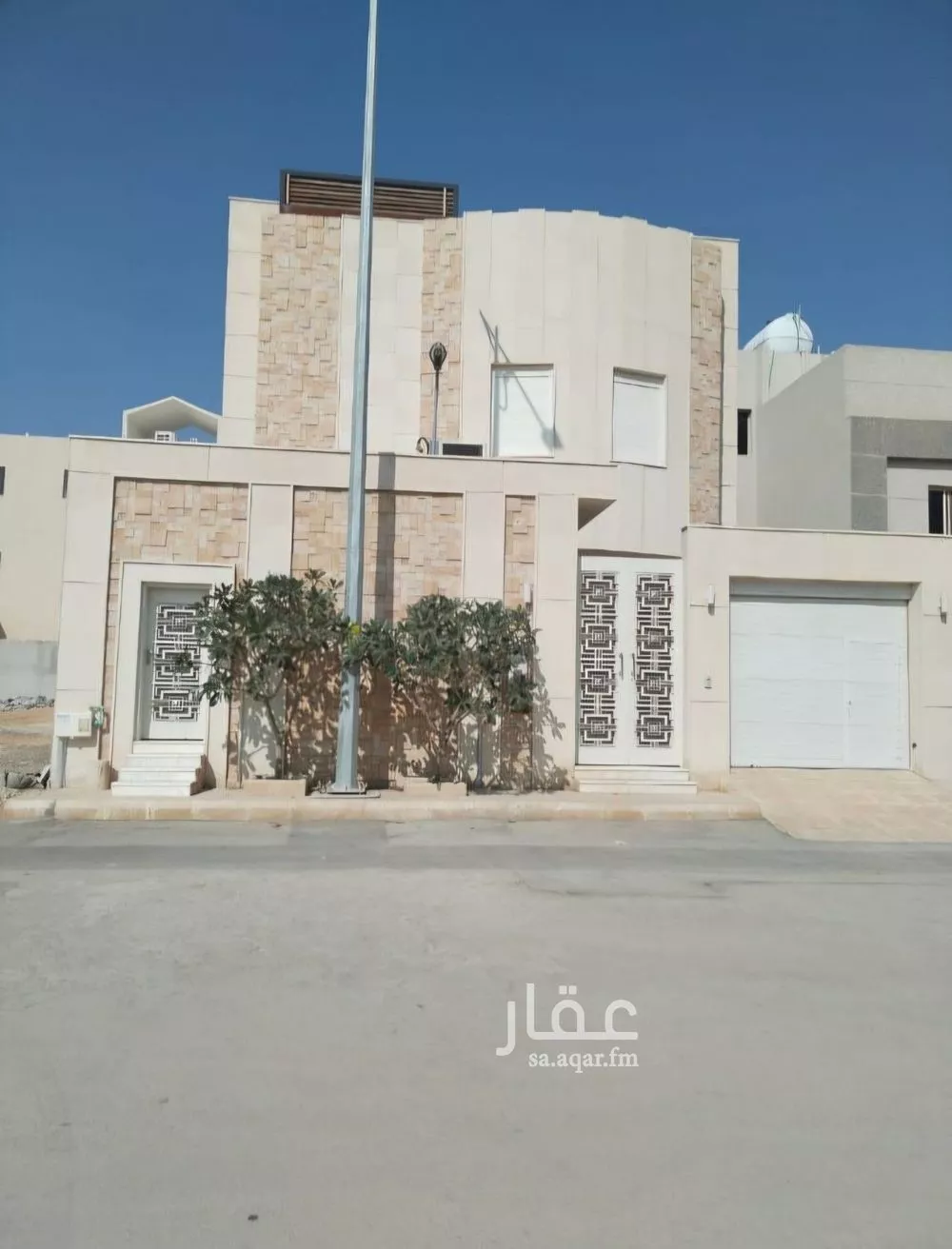 فيلا 7 غرف في العارض 1