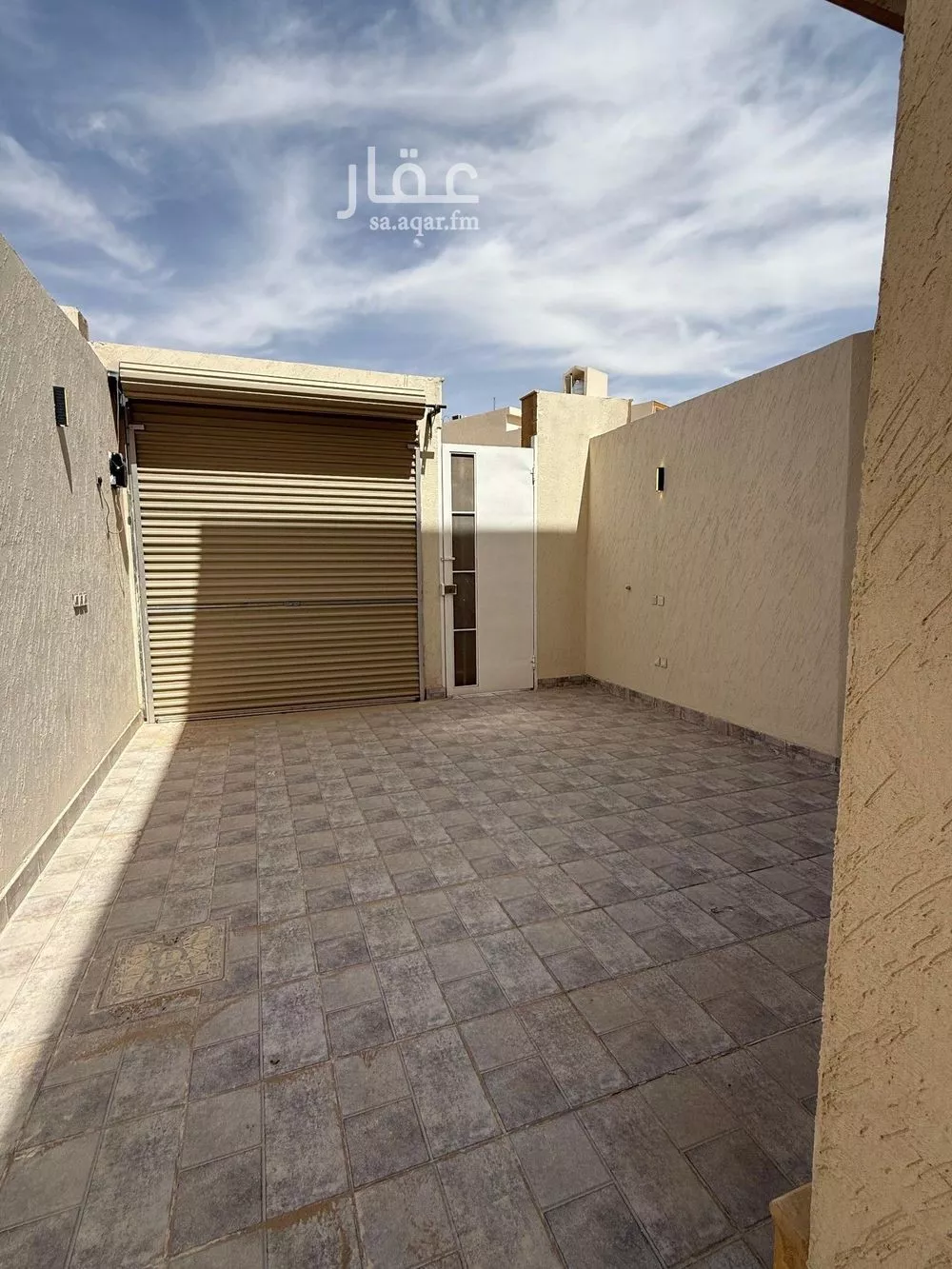 3 bedroom floor in Okaz 2