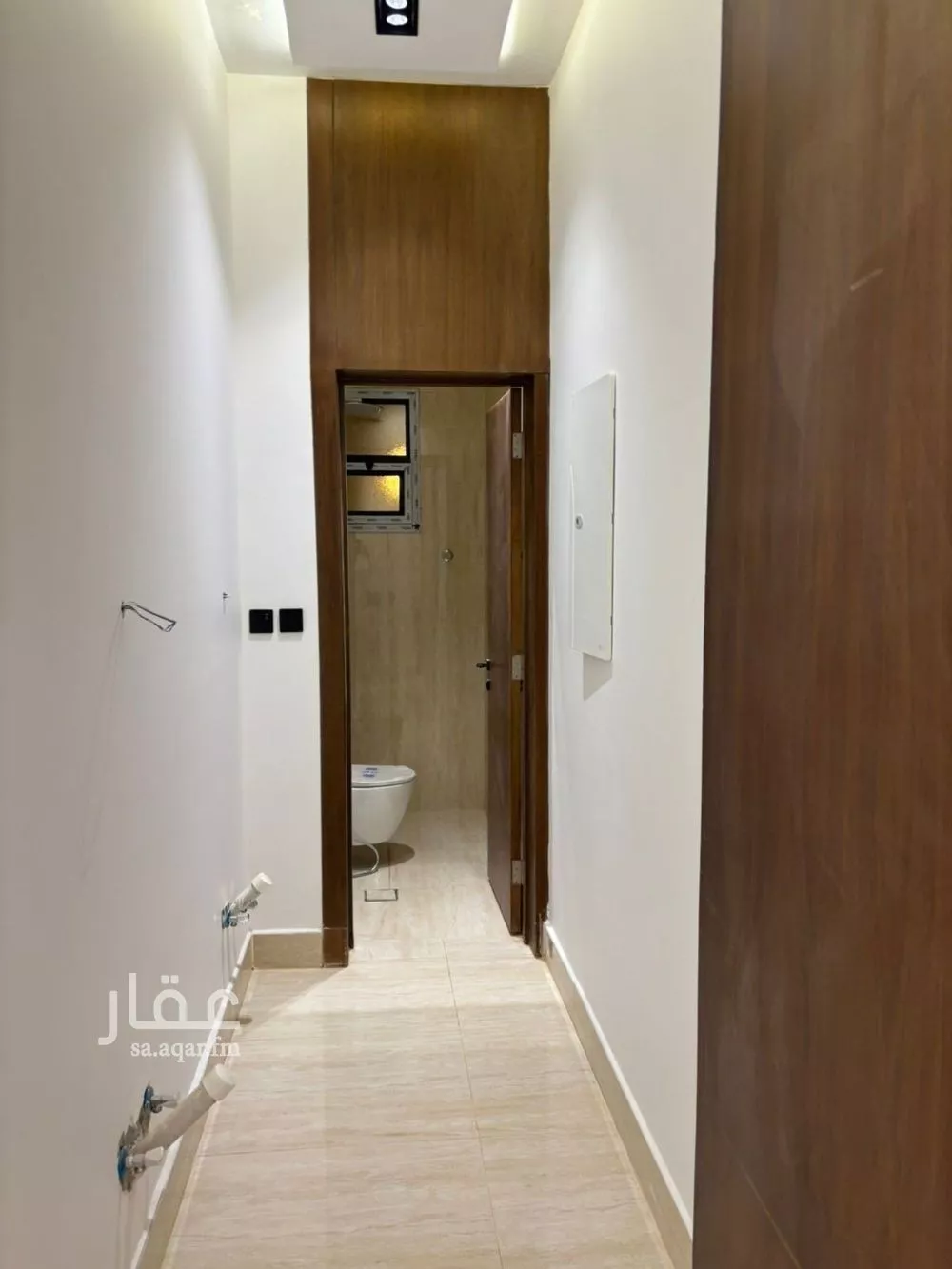 فيلا 6 غرف في النظيم 4