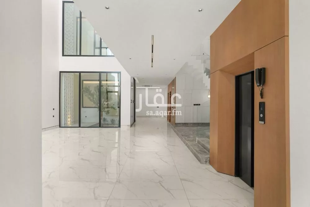 فيلا 6 غرف في النرجس 5