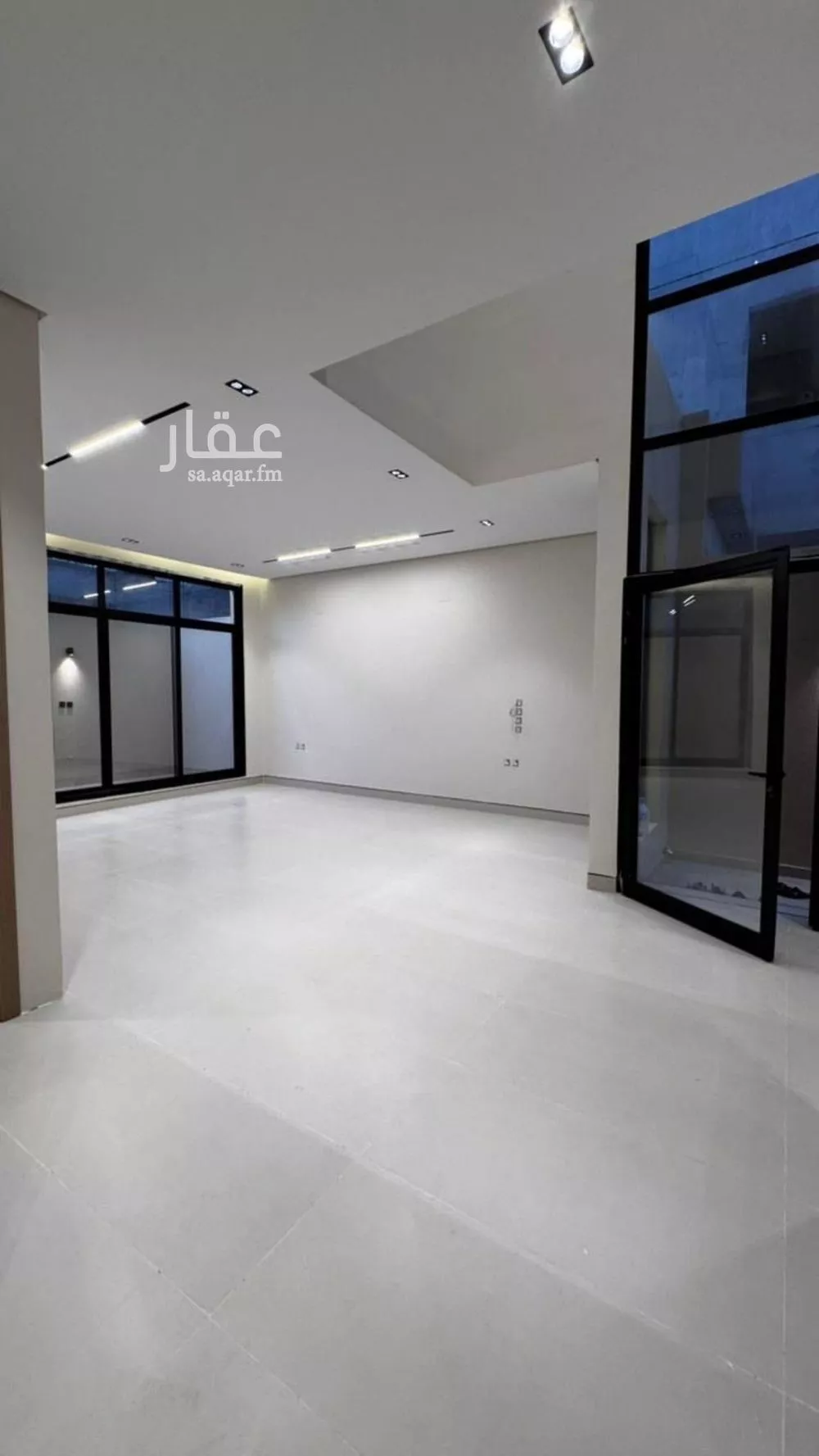 فيلا 6 غرف في الرمال 4