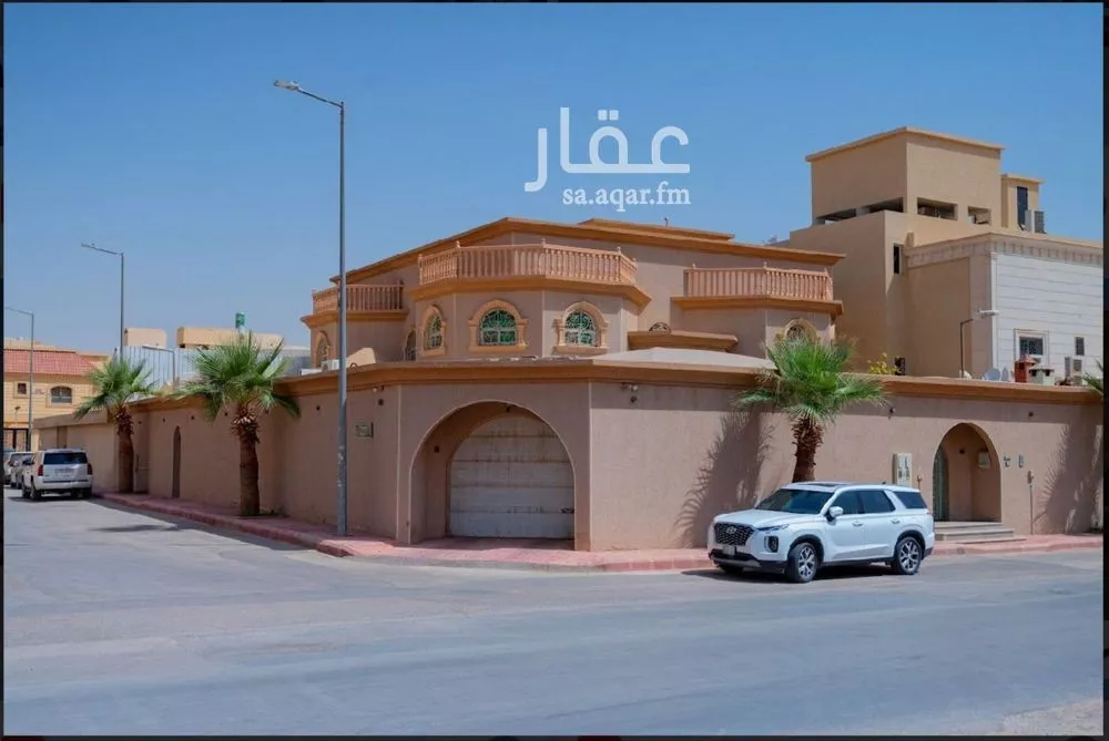 فيلا 6 غرف في الحزم 1