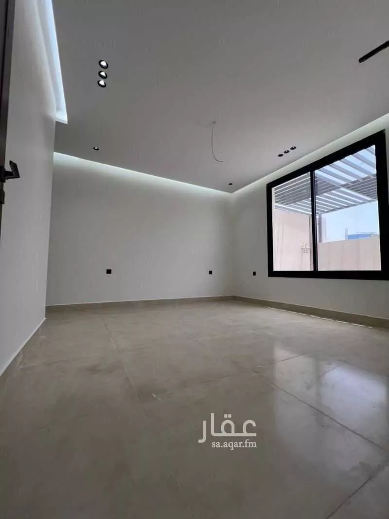 شقة 4 غرف في الروضة 3