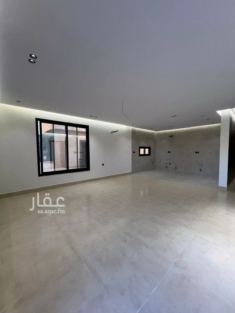 شقة 4 غرف في النعيم 3