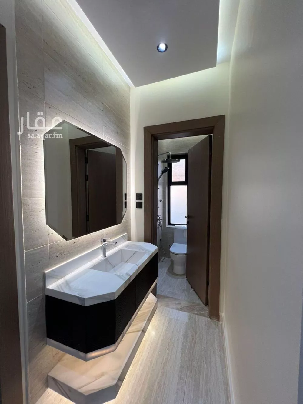 شقة 5 غرف في النعيم 4