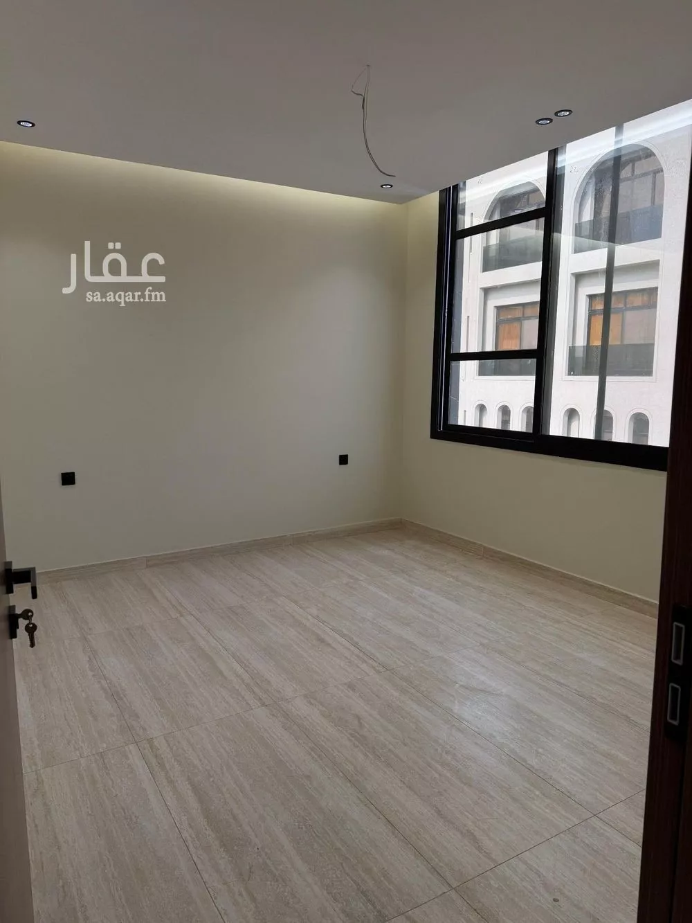 4 bedroom apartment in Al Rawdah 3