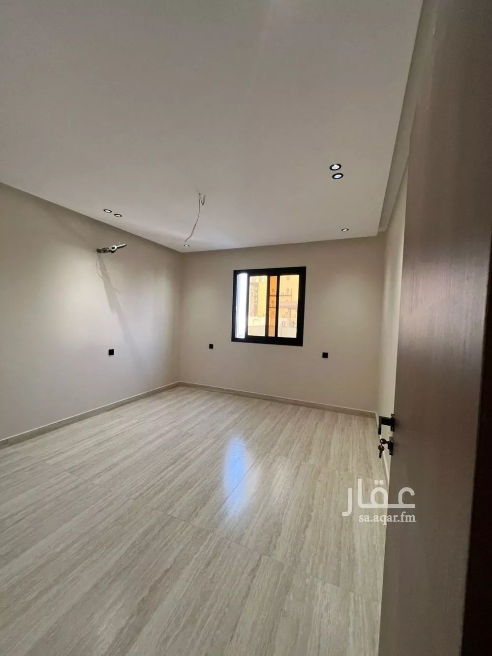 شقة 3 غرف في النعيم 4