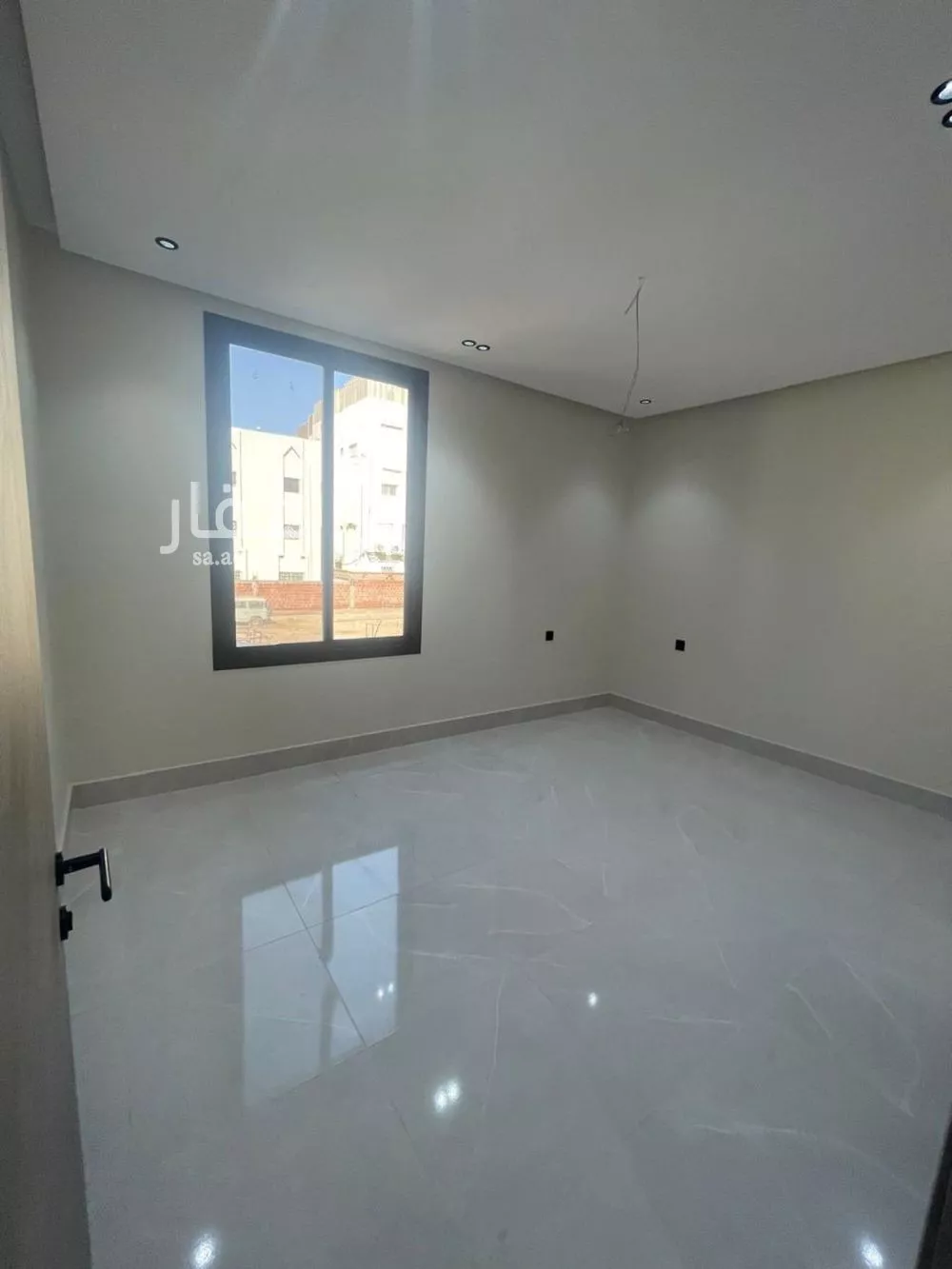 شقة 3 غرف في النعيم 4