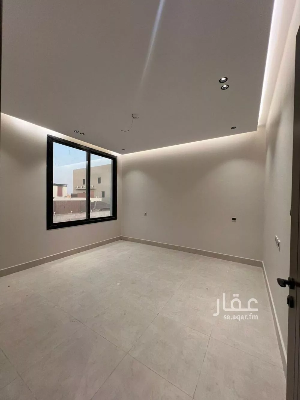 شقة 3 غرف في النعيم 4