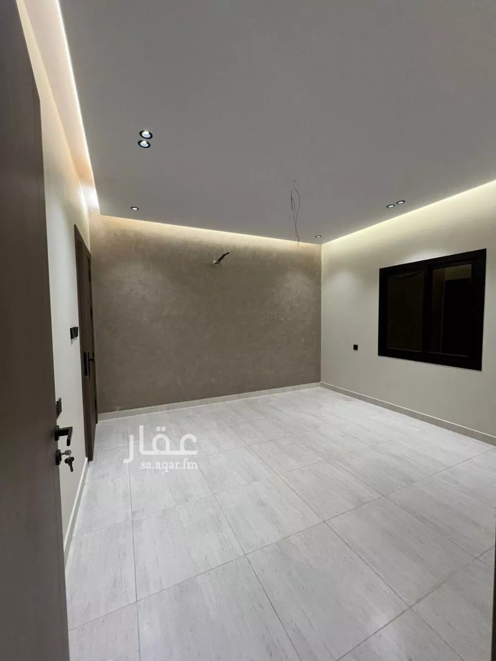 شقة 5 غرف في النعيم 5