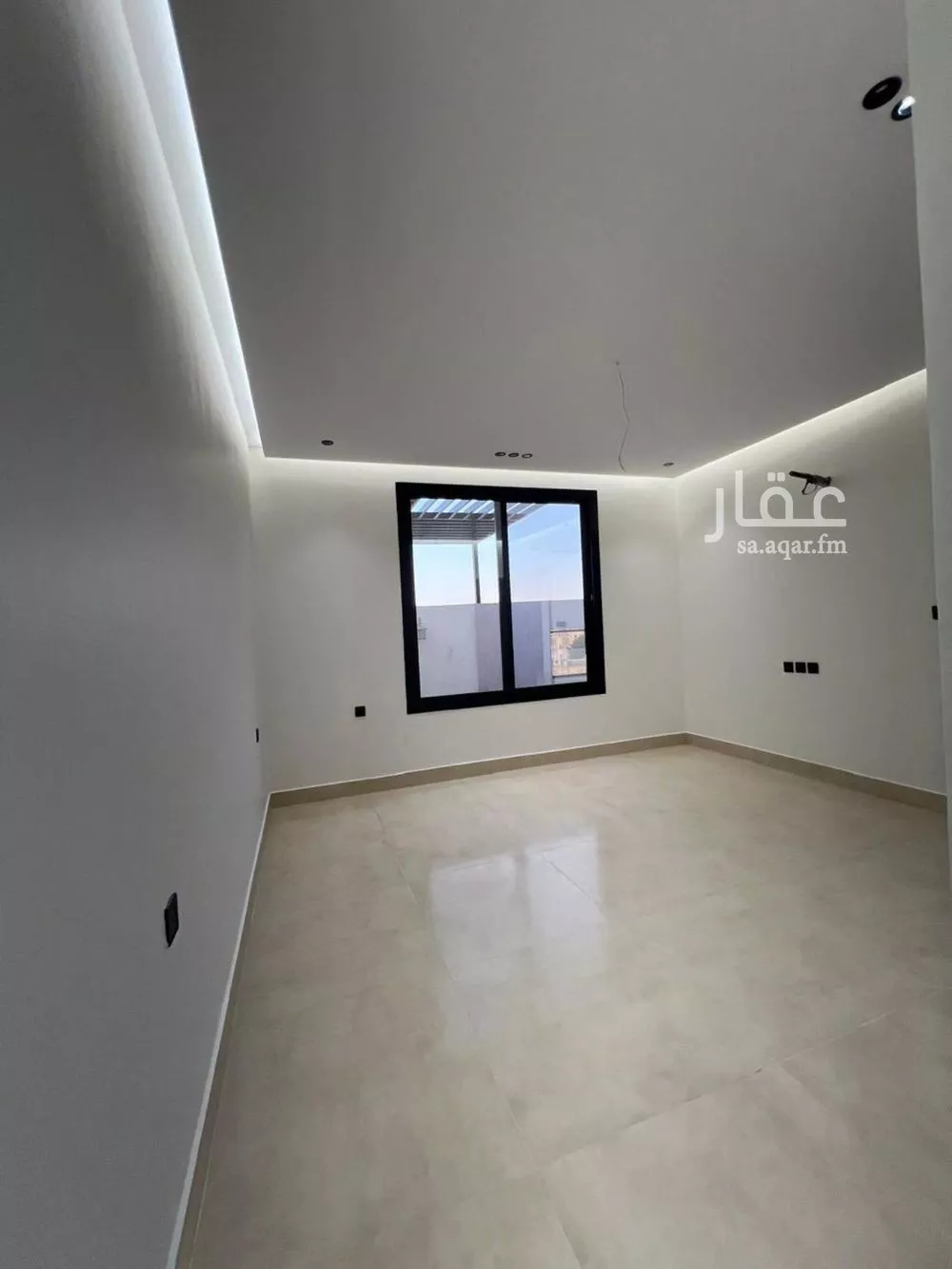 شقة 4 غرف في النعيم 3