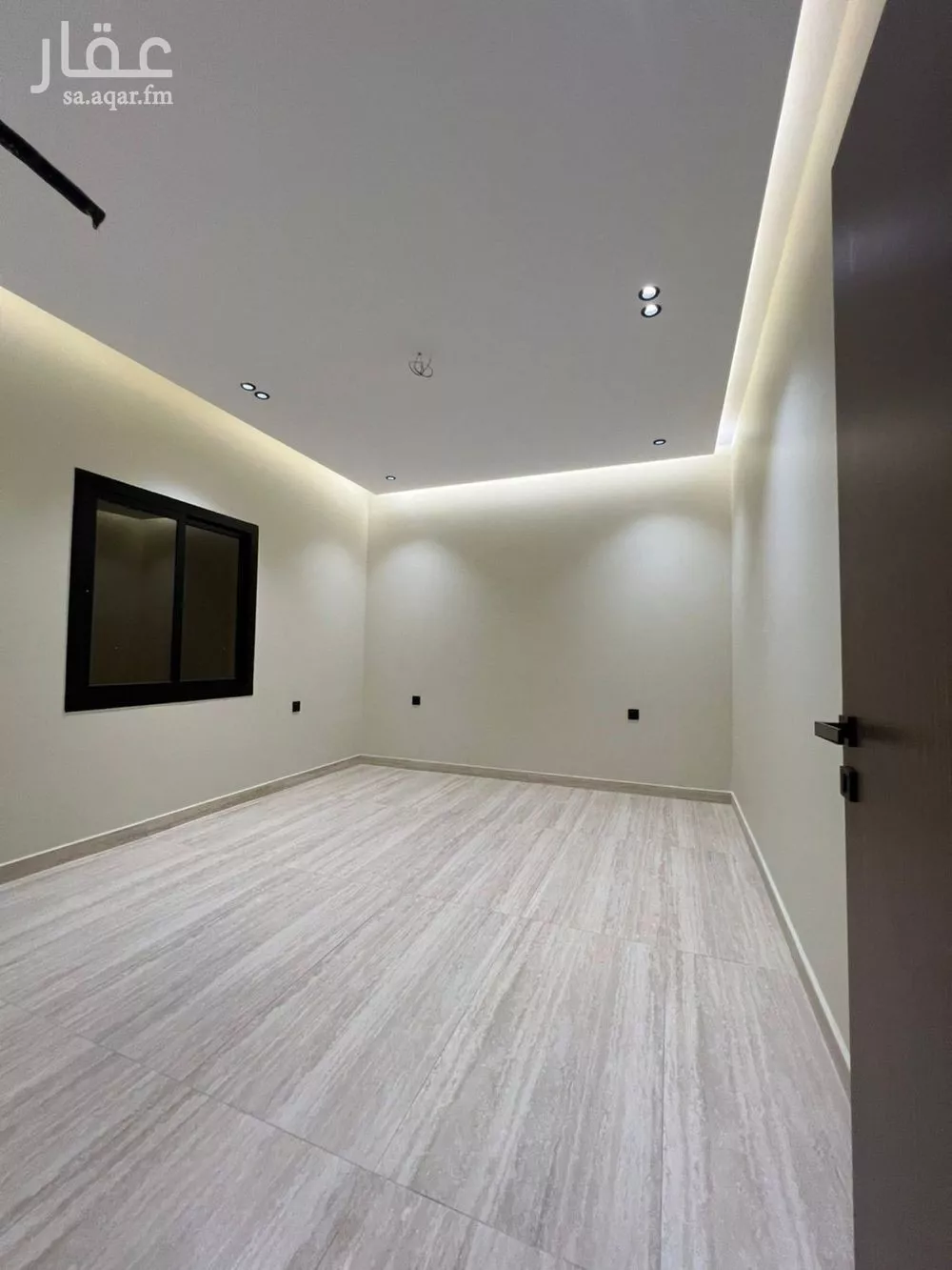 شقة 4 غرف في الروضة 5