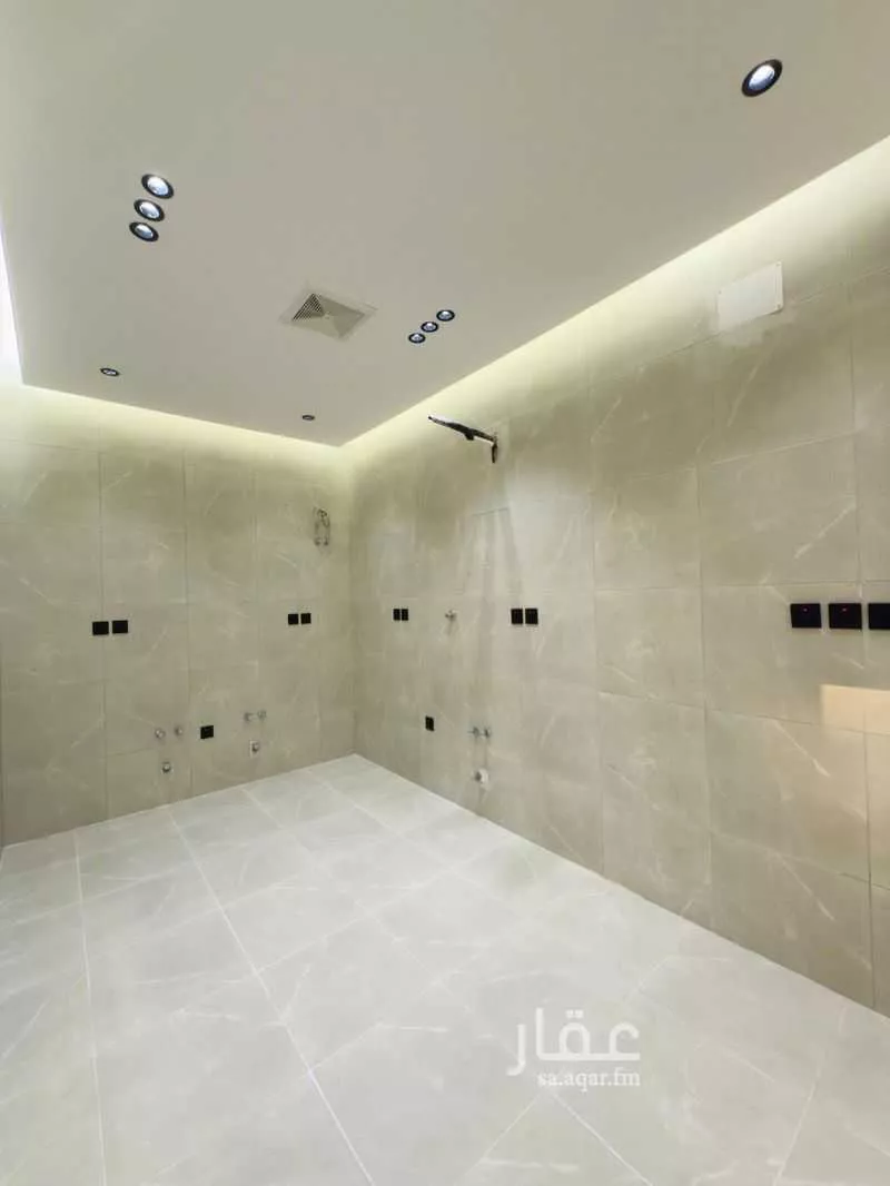 شقة 4 غرف في الروضة 3