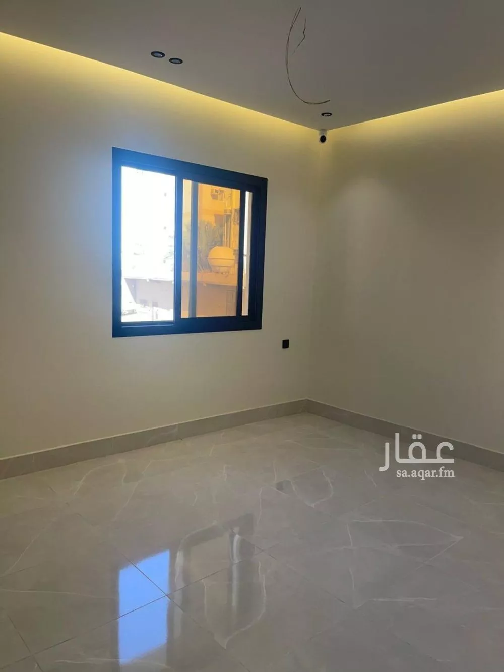 شقة 3 غرف في النعيم 5