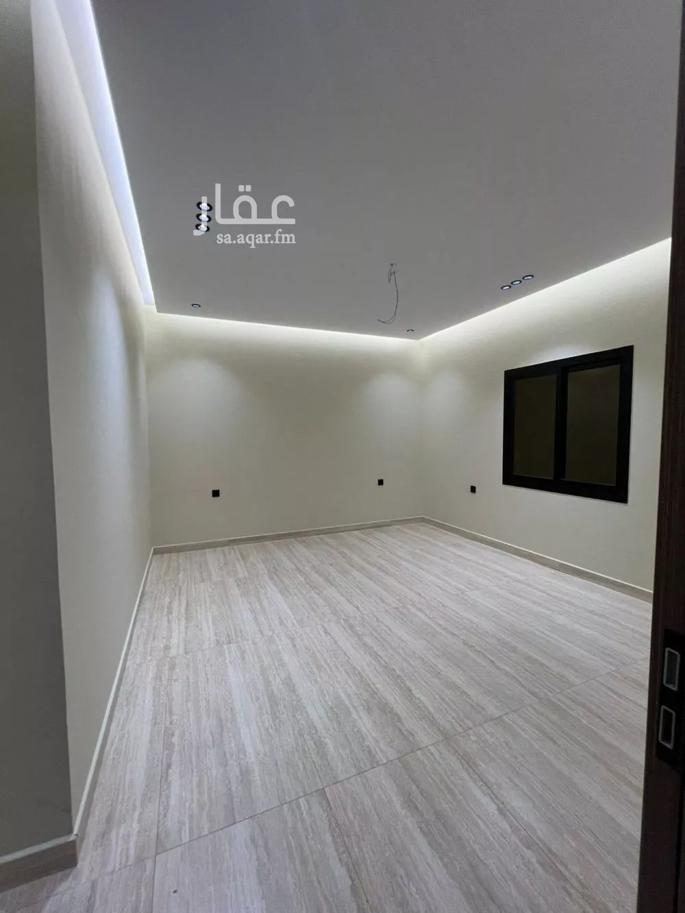 شقة 4 غرف في الروضة 4