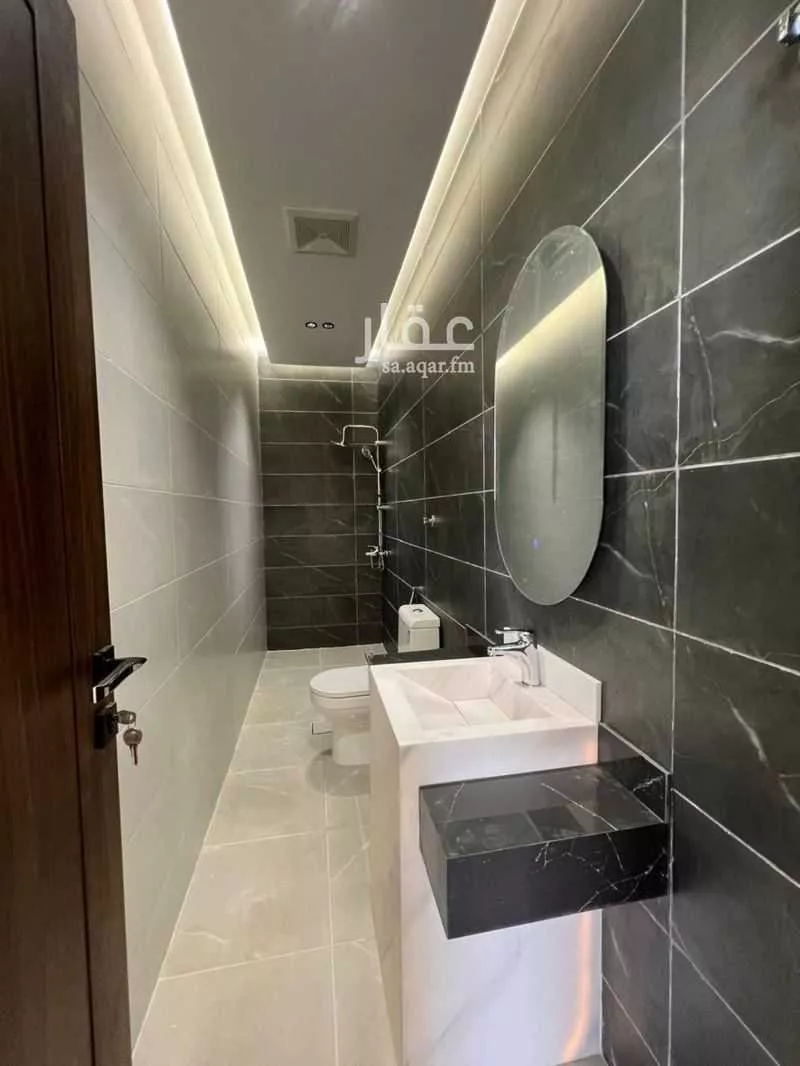 شقة 4 غرف في الروضة 5