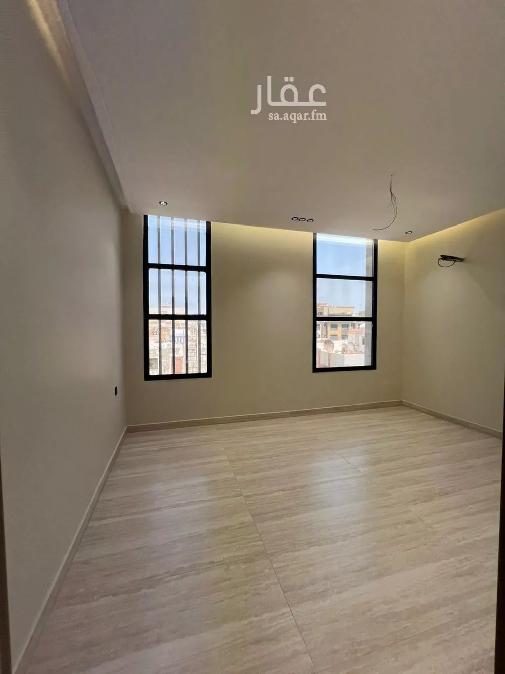 شقة 4 غرف في الروضة 4