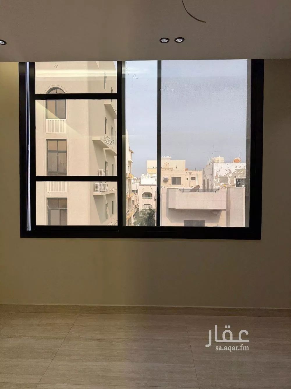 شقة 4 غرف في الروضة 5