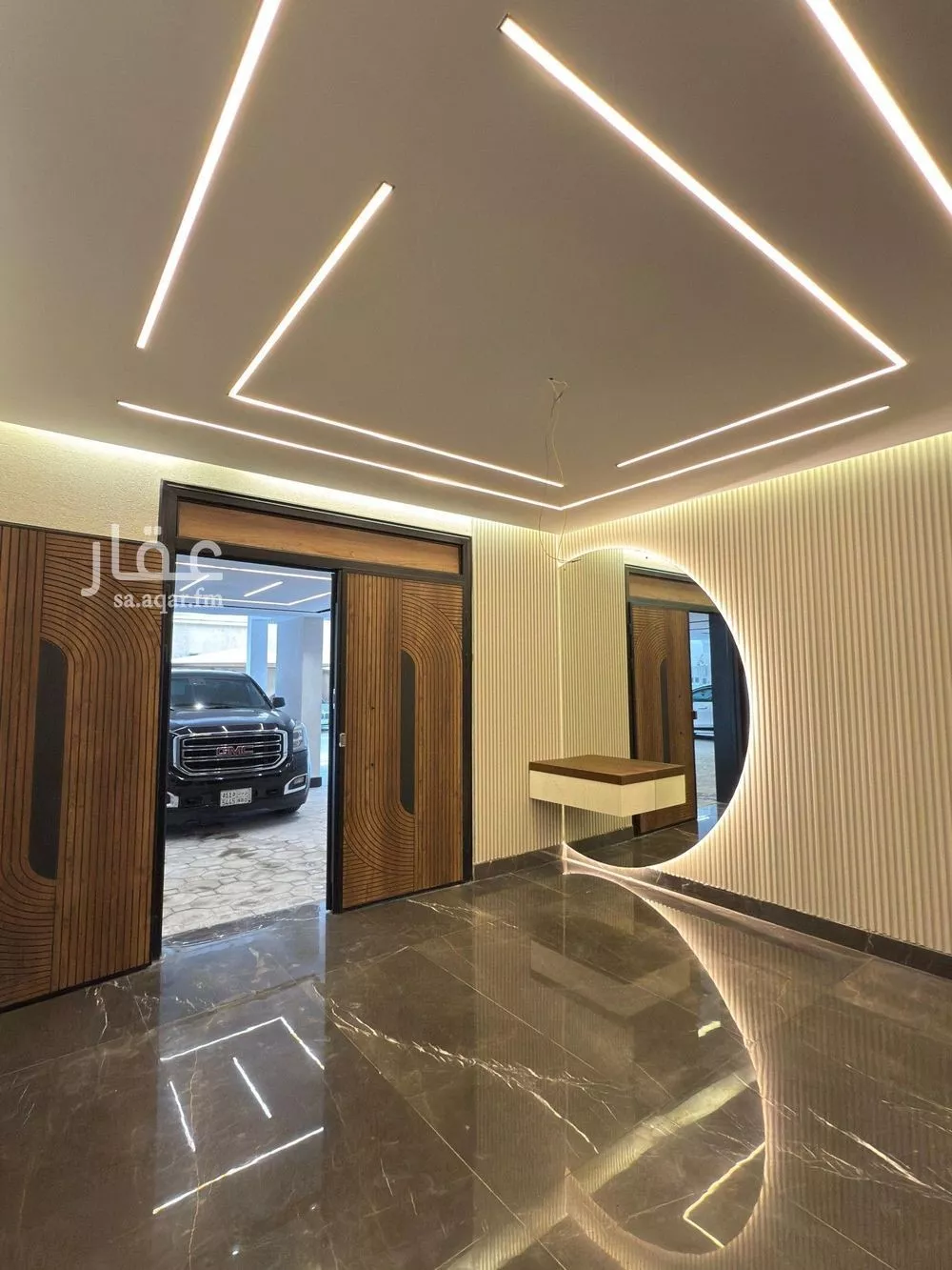 شقة 4 غرف في الروضة 5