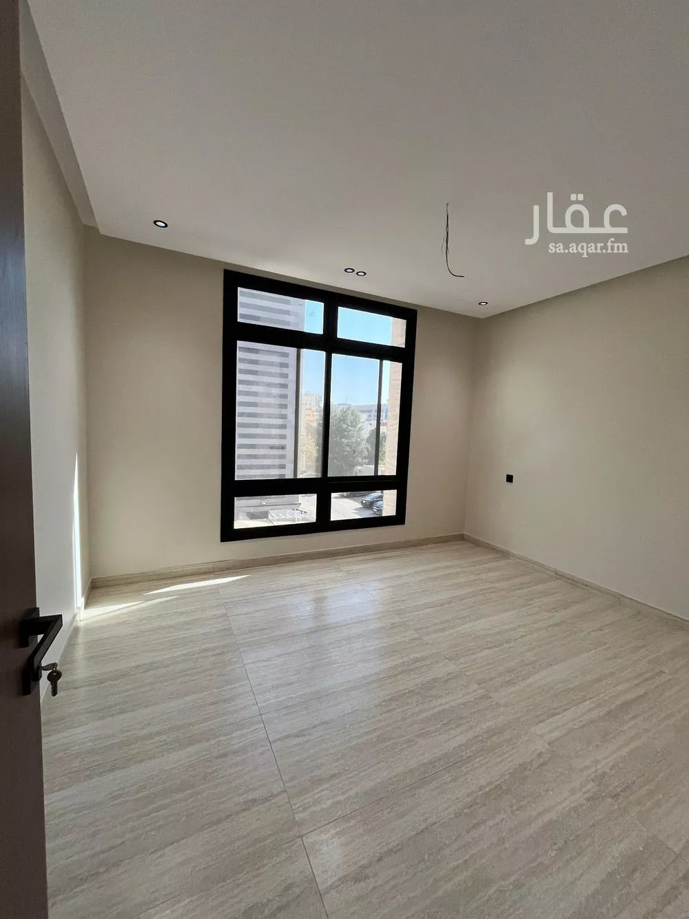 شقة 5 غرف في النعيم 3