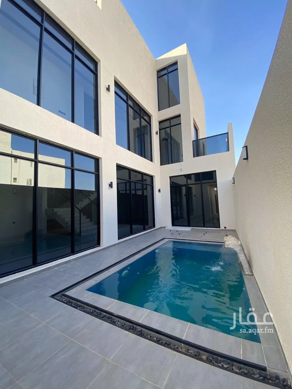 فيلا 7 غرف في المهدية 2