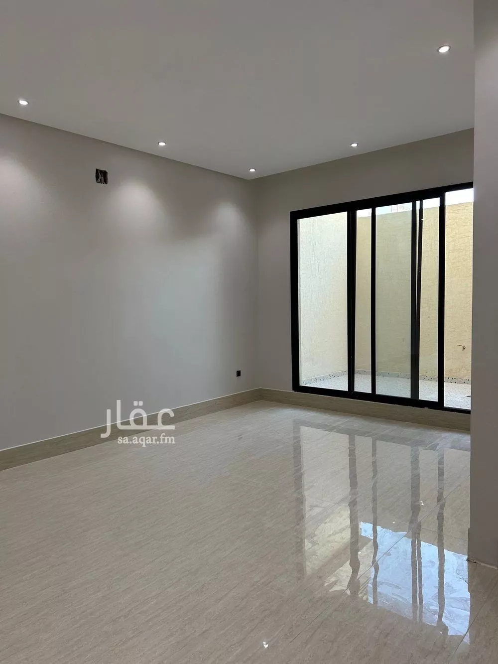 فيلا 6 غرف في المهدية 4